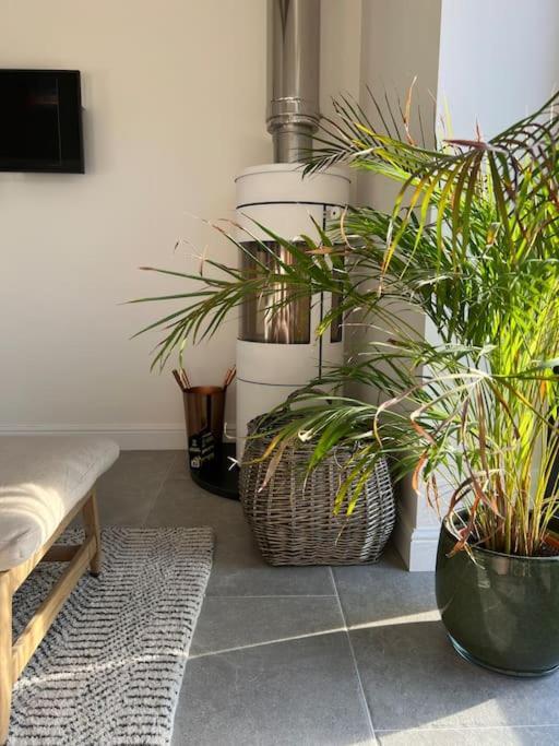 Вилла Brand New Listing - The Honey Pot In Stanton Экстерьер фото